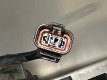 Load image into Gallery viewer, CONDESNER FAN ASSEMBLY TSX 2004 04 05 06 07 08 2.4 - NW63584
