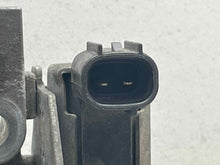Load image into Gallery viewer, Throttle Body Acura RSX 2006 - NW524279
