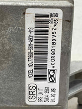 Load image into Gallery viewer, Computer Acura RSX 2006 - NW523981
