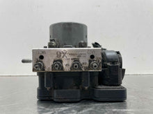 Load image into Gallery viewer, ABS Pump Subaru Impreza 2012 - NW524365
