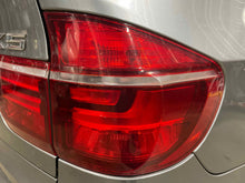 Load image into Gallery viewer, OUTER TAIL LIGHT LAMP BMW X5 X5M 2011 11 2012 12 2013 13 Right - NW460100
