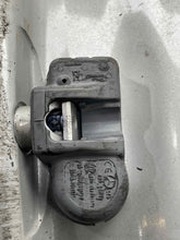 Load image into Gallery viewer, WHEEL RIM C250 C300 C350 C63 10-11 17x8-1/2 17x8-1/2, 5 lug, 112mm - NW460170
