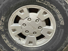 Load image into Gallery viewer, [INVENTORYCAR_YEAR_MAKE_MODEL] WHEEL RIM 15x7 ALUM 15x7, 6 lug, 5-1/2" - NW524754
