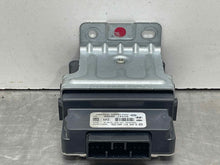 Load image into Gallery viewer, TRANSFER CASE CONTROL MODULE COMPUTER Santa Fe Sorento 13-16 - NW460324
