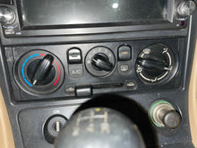 Load image into Gallery viewer, AC HEATER TEMP CONTROL Mazda Miata 1999 99 - NW461188
