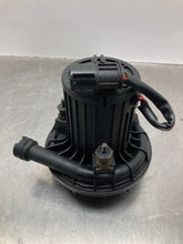 Load image into Gallery viewer, AIR INJECTION PUMP SMOG BMW 330i X5 325i 525i 2003 03 2004 04 05 06 07 - 10 - NW461310
