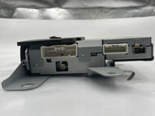 Load image into Gallery viewer, Radio  124 SPIDER 2018 - NW461713
