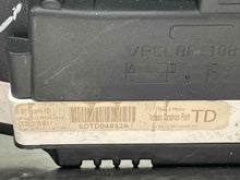 Load image into Gallery viewer, SPEEDOMETER CLUSTER Ford Escape 2013 13 2014 14 - NW461773
