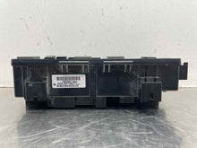 Load image into Gallery viewer, Fuse Box  GRAND CHEROKEE 2017 - NW524838
