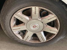 Load image into Gallery viewer, Wheel Rim Cadillac DTS 2007 - NW525187
