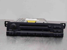 Load image into Gallery viewer, RADIO BMW 320i 330i M3 2002 02 03 04 05 06 AM/FM/CD - NW352886
