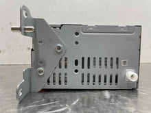 Load image into Gallery viewer, RADIO Ford Fusion 2015 15 2016 16  AM FM CD - NW525491
