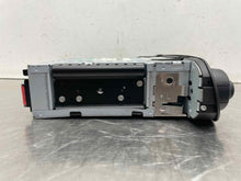 Load image into Gallery viewer, Radio Volkswagen Beetle 2009 - NW463524
