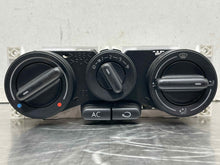 Load image into Gallery viewer, Temp Climate AC Heater Control Volkswagen Beetle 98 99 00 01 02 03 04 05 06 - 10 - NW463433
