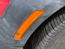 Load image into Gallery viewer, [INVENTORYCAR_YEAR_MAKE_MODEL] SIDE MARKER LAMP LIGHT Fender Mounted Left - NW525827
