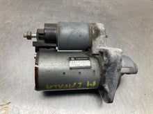 Load image into Gallery viewer, [INVENTORYCAR_YEAR_MAKE_MODEL] STARTER MOTOR - NW463582
