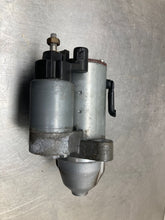 Load image into Gallery viewer, [INVENTORYCAR_YEAR_MAKE_MODEL] STARTER MOTOR - NW463582
