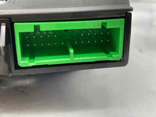 Load image into Gallery viewer, RADIO CONTROLS Volvo C70 S60 S80 V60 V70 XC60 XC70 14 15 16 17 18 - NW353460
