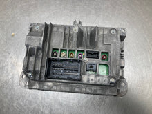 Load image into Gallery viewer, Radio  GRAND CHEROKEE 2018 - NW463996
