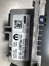 Load image into Gallery viewer, Radio  GRAND CHEROKEE 2018 - NW463996
