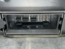 Load image into Gallery viewer, SPEEDOMETER INSTRUMENT CLUSTER GAUGES Volkswagen EOS 2008 08 - NW353513
