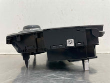 Load image into Gallery viewer, Temperature Controls Hyundai Santa Fe 2017 - NW525883
