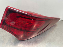 Load image into Gallery viewer, Tail Lamp Light Hyundai Santa Fe 2017 - NW526044
