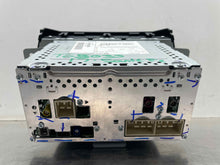 Load image into Gallery viewer, Radio Hyundai Santa Fe 2017 - NW525967
