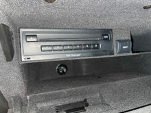 Load image into Gallery viewer, CD CHANGER Audi A5 A6 A7 Q5 RS5 S5 S7 SQ5 11 12 13 14 15 16 17 - NW466076
