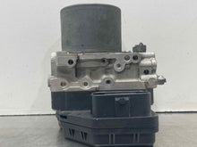 Load image into Gallery viewer, ABS ANTI-LOCK BRAKE PUMP Toyota Highlander 2011 11 - NW526113
