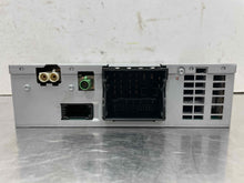 Load image into Gallery viewer, RADIO RECEIVER A4 A5 A6 Q3 Q5 Q7 RS5 S5 S6 Touareg 2009-2017 - NW353989
