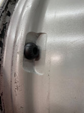 Load image into Gallery viewer, WHEEL Slk230 Slk320 16" 7 Spoke Aluminum - NW354294
