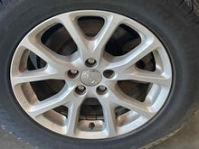 Load image into Gallery viewer, WHEEL RIM Cherokee 2014-2018 17x7 ALUM 17x7, 5 lug, 110mm - NW526891
