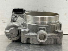 Load image into Gallery viewer, THROTTLE BODY E250 Van C250 C300 C350 C63 CLA45 CLS400 CLS550 12-16 - NW526849
