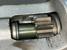 Load image into Gallery viewer, Starter Motor  MERCEDES SLK 2014 - NW526839
