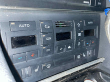 Load image into Gallery viewer, AC HEATER TEMP CONTROL Audi S4 A4 RS4 05 06 07 08 09 - NW490276
