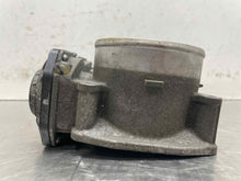 Load image into Gallery viewer, Throttle Body Nissan Titan 2017 - NW527258
