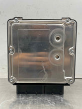 Load image into Gallery viewer, ECU ECM COMPUTER Audi A4 2006 06 2.0L - NW490167
