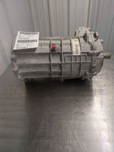 Load image into Gallery viewer, TRANSFER CASE Porsche Cayenne 11 12 13 14 15 16 17 18 - NW490436
