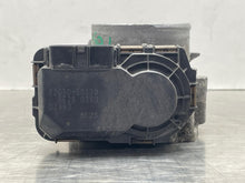 Load image into Gallery viewer, THROTTLE BODY Land Cruiser LX470 GX470 Tundra 03 04 05 - NW527260
