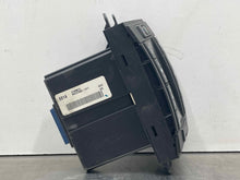 Load image into Gallery viewer, Temperature Controls Cadillac CTS 2005 - NW490272
