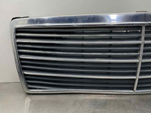 Load image into Gallery viewer, GRILL Mercedes S320 S500 S420 1995 95 1996 96 - 98 99 - NW354645
