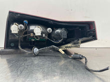 Load image into Gallery viewer, TAIL LIGHT LAMP ASSEMBLY Cadillac CTS 04 05 06 07 Right - NW490440

