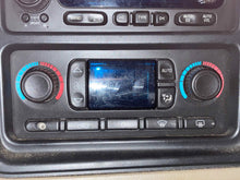 Load image into Gallery viewer, REAR TEMPERATURE CONTROLS Escalade Escalade ESV Escalade EXT  05-07 - NW491151
