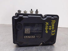 Load image into Gallery viewer, ABS ANTI-LOCK BRAKE PUMP Volvo S60 V60 XC60 15 16 17 18 - NW354318
