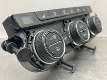 Load image into Gallery viewer, Temperature Controls Volkswagen Tiguan 2018 - NW527436
