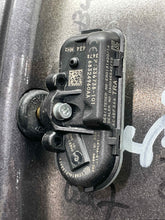 Load image into Gallery viewer, Wheel Rim Jeep Cherokee 2019 - NW491349
