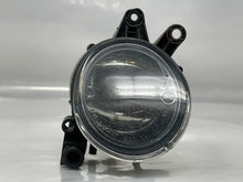 Load image into Gallery viewer, FOG LIGHT Audi A4 2002 02 2003 03 2004 04 05 Right - NW81863
