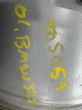 Load image into Gallery viewer, WHEEL BMW 320i 323i 325i 330i 99 00 01 02 03 04 05 06 - NW527976
