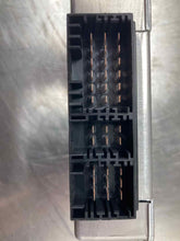 Load image into Gallery viewer, TRANSFER CASE CONTROL MODULE COMPUTER LR4 Range Rover Rover Sport 10-13 - NW355428

